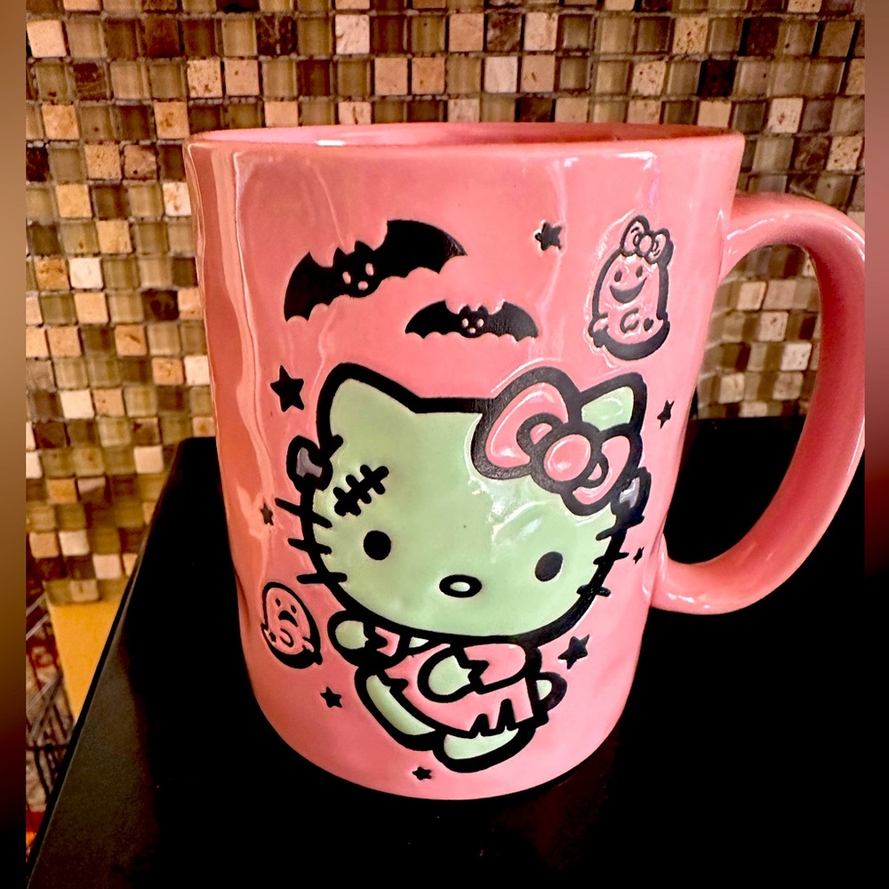 Hello Kitty Mug ☕️ NWT